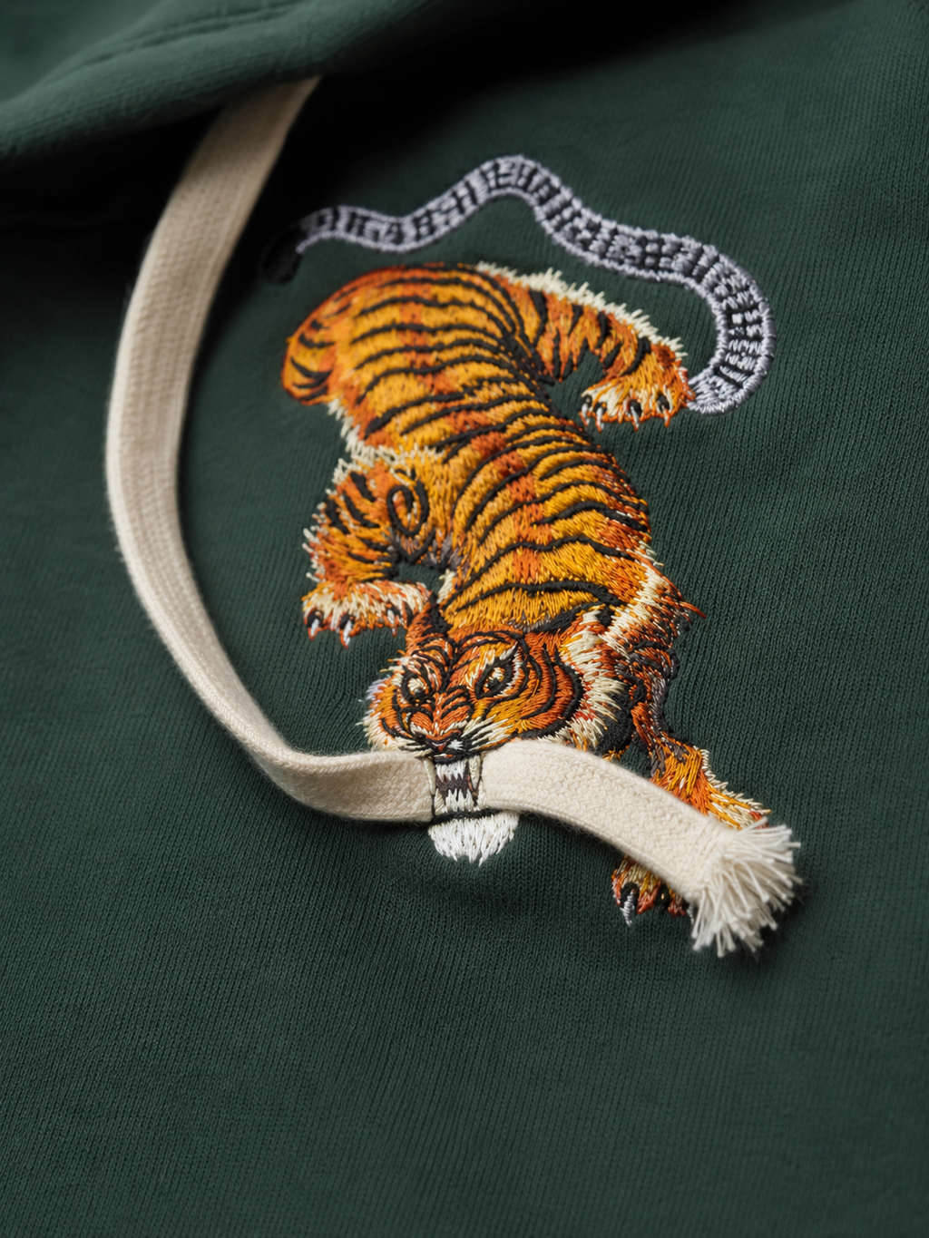 Women's Oversized Zip Up Tiger Hoodie – Embroidered Hooded Sweatshirt Casual Streetwear Jacket