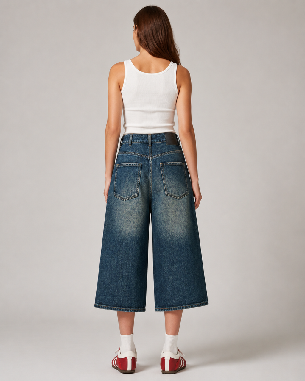 Vintage Wash Cropped Wide-Leg Jeans